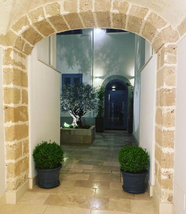 Satyria Apartments Ταράντο Εξωτερικό φωτογραφία